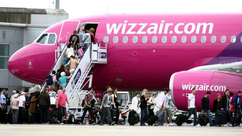 Wizz Air обезщетява българите, прекарали часове на летището във Франкфурт
