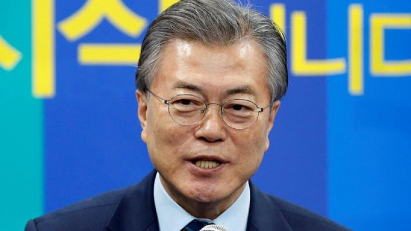 Лидерите на Южна Корея и Япония се чуха по телефона