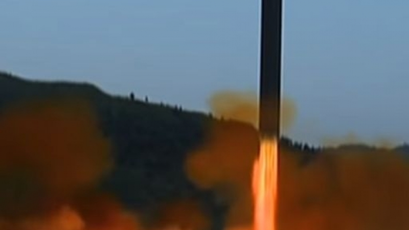 Извънредно в БЛИЦ! Северна Корея показа изстрелването на ракетата, която паникьоса света (ВИДЕО)