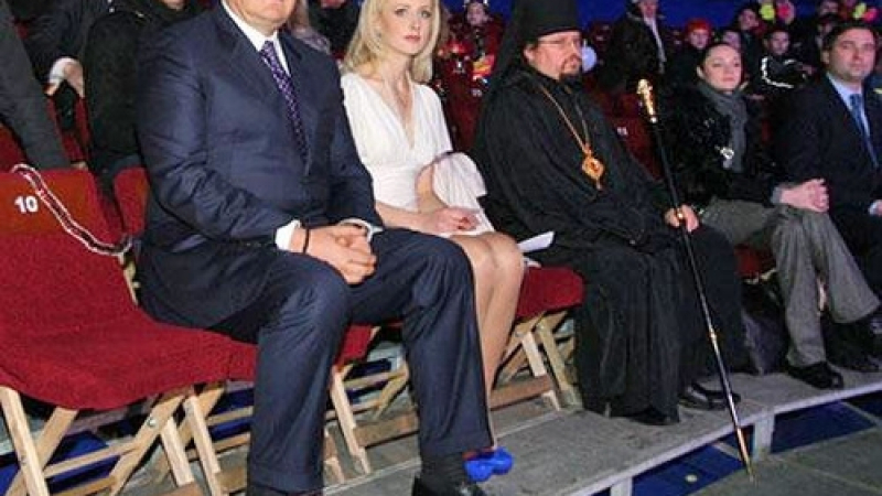 Янукович скрил раждането на сина си! Детето е вече на три години (СНИМКИ)