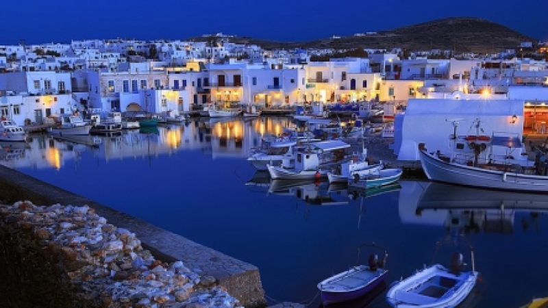 Този гръцки остров се превърна в истински хит, цените на вилите удариха 16 000 евро/кв.м 