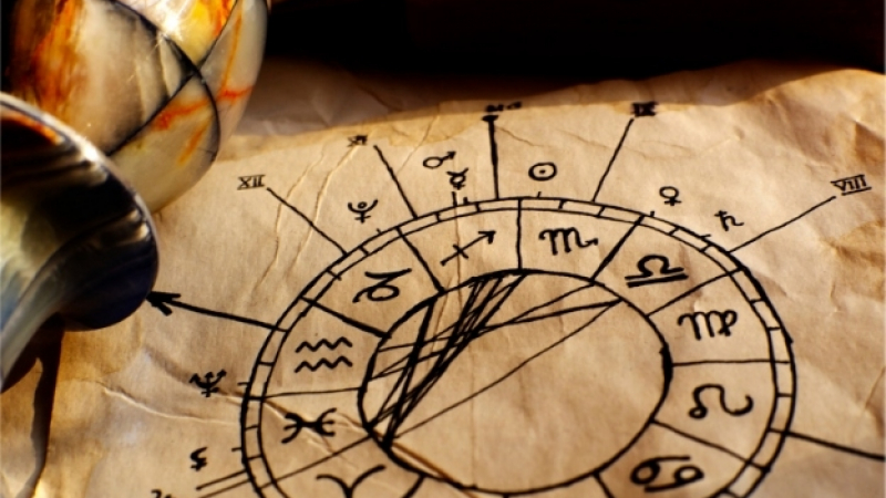 Кои зодии са родени с мисия и кои имат страхове от магии, вижте езотеричния хороскоп на Алена за септември