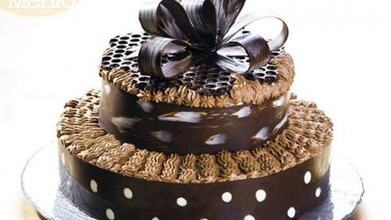 Сладко изкушение! Тази шоколадово-малинова торта ще направи всеки ден празник!
