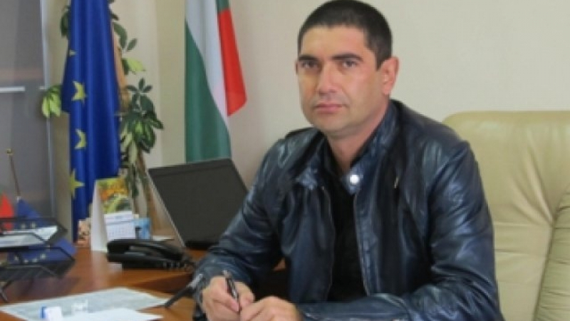 Лазар Влайков хвърля оставка