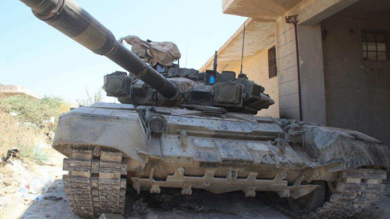Руски танкове Т-90 пристигнаха в Алепо, подготвя се настъпателна операция (ВИДЕО)