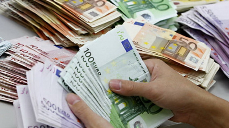 "Велт": Защо България не трябва да приема еврото