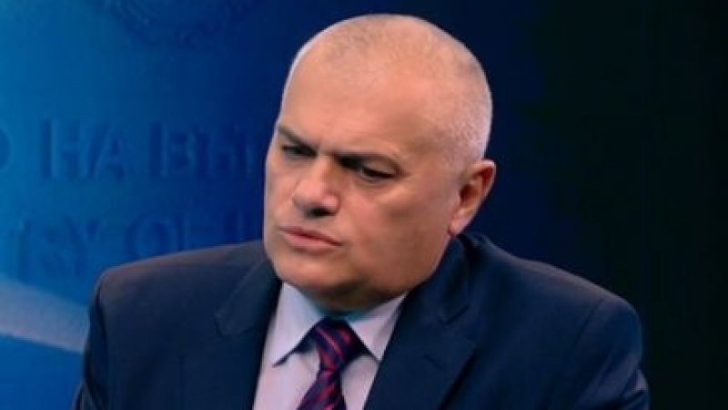 Вътрешният министър разкри как МВР разследва случая с похитения Адриан Златков 