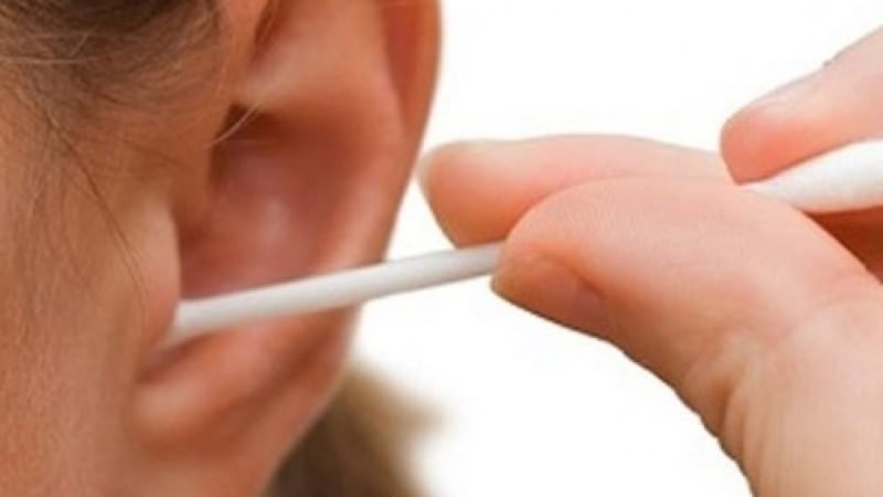 Цветът на ушната кал може да подскаже състоянието на нашето здраве. Ето какъв проблем сочи различното оцветяване