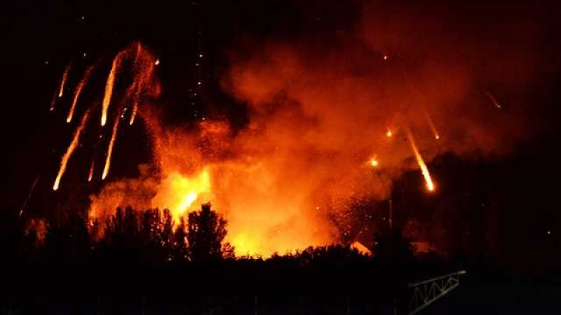 Боеприпаси за огромна сума са били унищожени при пожара във военния склад в Украйна 