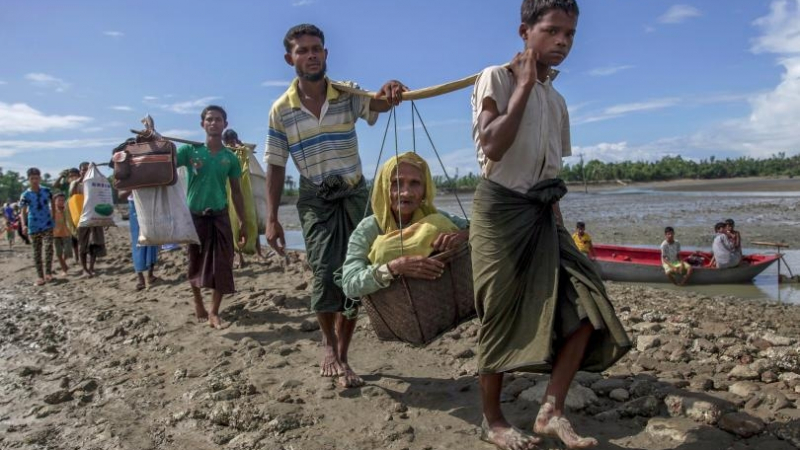 Броят на избягалите от Мианма рохинги надхвърли половин милион