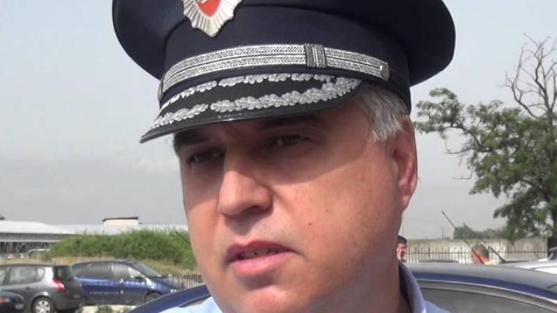 Шефът на Охранителна полиция в Пловдив се пенсионира! Вижте как го изпратиха (СНИМКА)