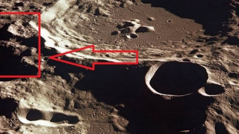 Останки от НЛО са открити на тъмната страна на Луната 