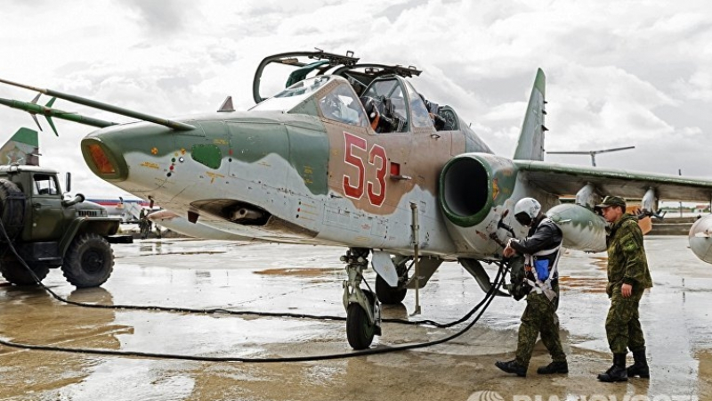 В Русия обсъждат замяна на легендарния Су-25 „Грач”