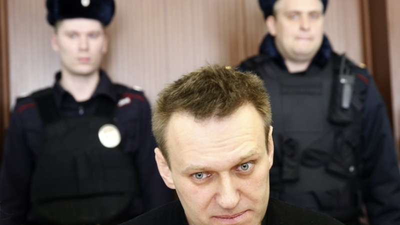 Навални от затвора зове за протести