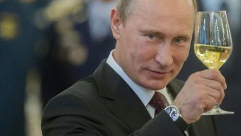 СНИМКИ и ВИДЕО показаха как светът поздрави Путин за 65-ата му годишнина