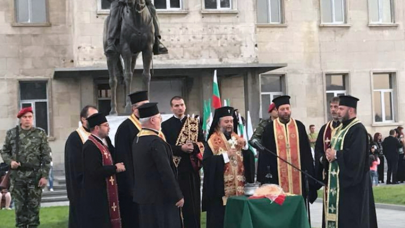 Старозагорският митрополит се жали в нета, заради шашма с името му
