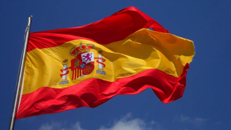  В разгара на каталонската криза Испания празнува националния си празник
