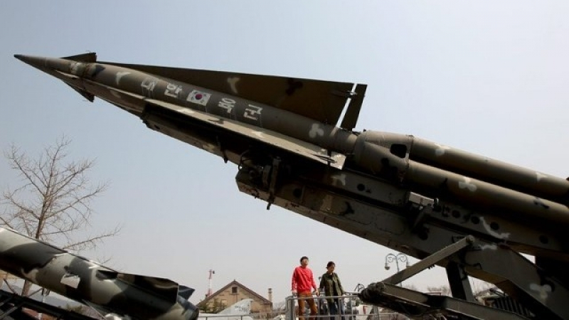 Северна Корея се готви за нов удар, изпитва супермощната ракета "Хвасон-13"