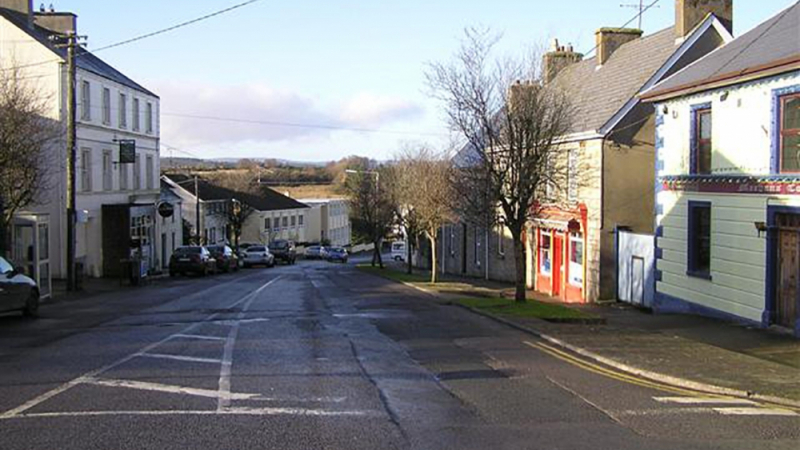 Село в Ирландия търси нови жители