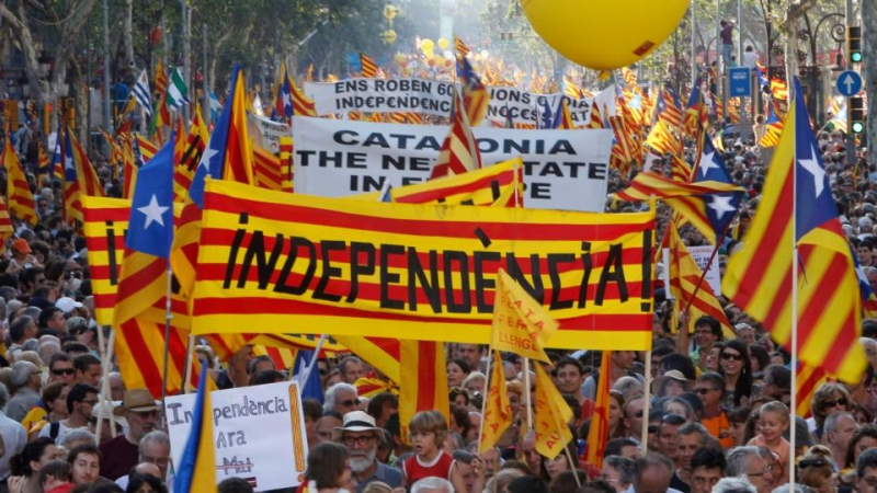 Арестуваха двама от лидерите на каталонското движение за независимост