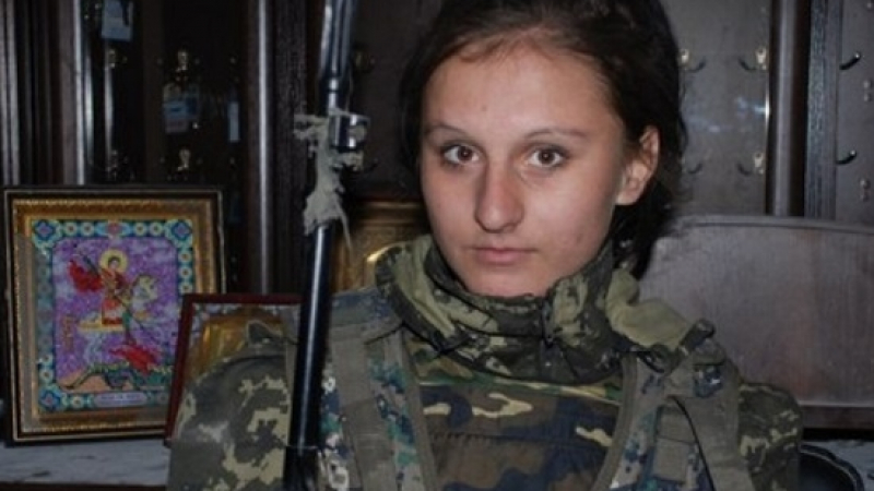 Извънредно от Донецк: Украински снайперист застреля "Снежанка" - любимата жена на легендарния комбат Гиви