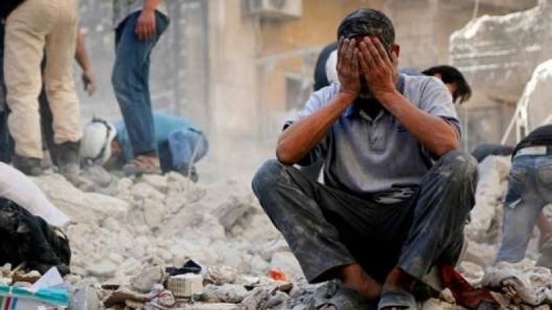 Ужасни кадри до Дамаск: Кой избива сирийските бебета? (СНИМКИ 18+)