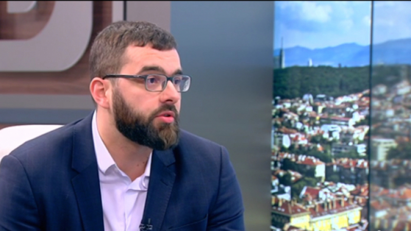 Депутат от БСП защити Нинова от нападките на Румен Овчаров