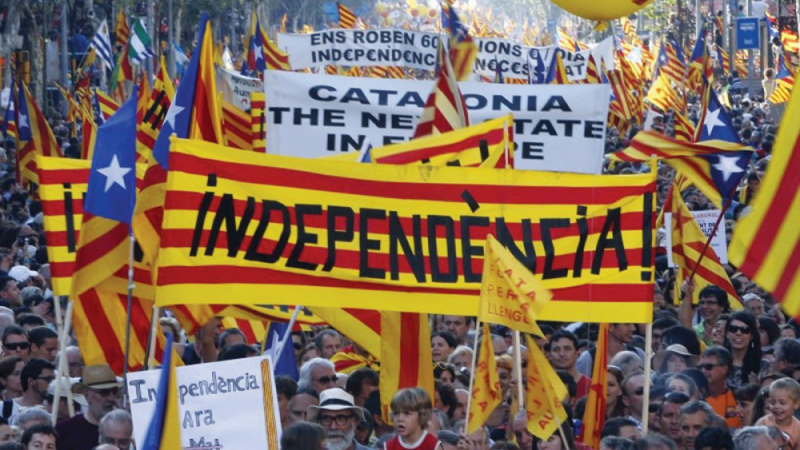 Случи се! Каталония обяви независимост от Испания!