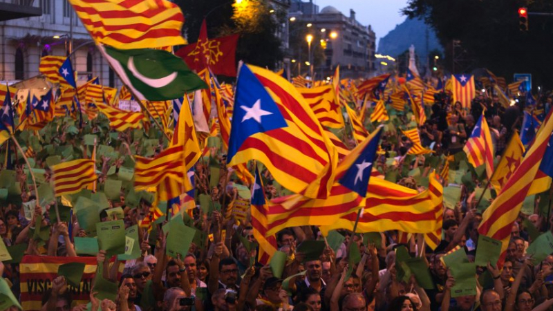 Първи реакции след обявяването на каталунска независимост