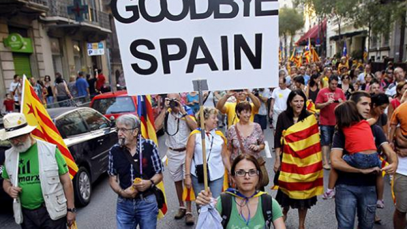 Insolentiae.com: Метежът в Каталония може да е таен замисъл на ЕС    