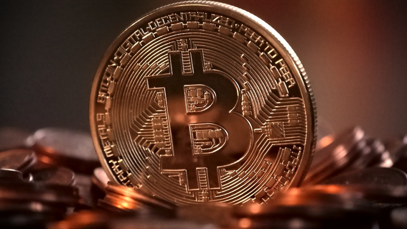 Как bitcoin поскъпна с над 550% заради измама?