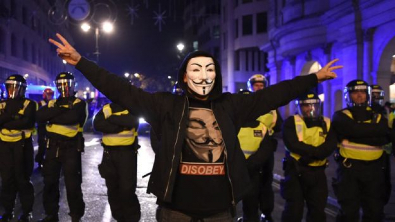 Над 50 души са задържани след „Марша на милионите маски“ в Лондон