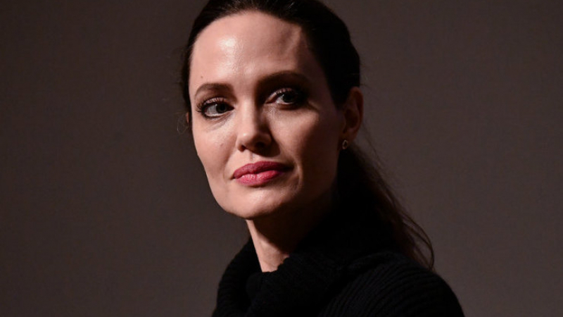 Какво се случва с Анджелина Джоли? Актрисата пусна своя СНИМКА в Инстаграм и уплаши феновете си