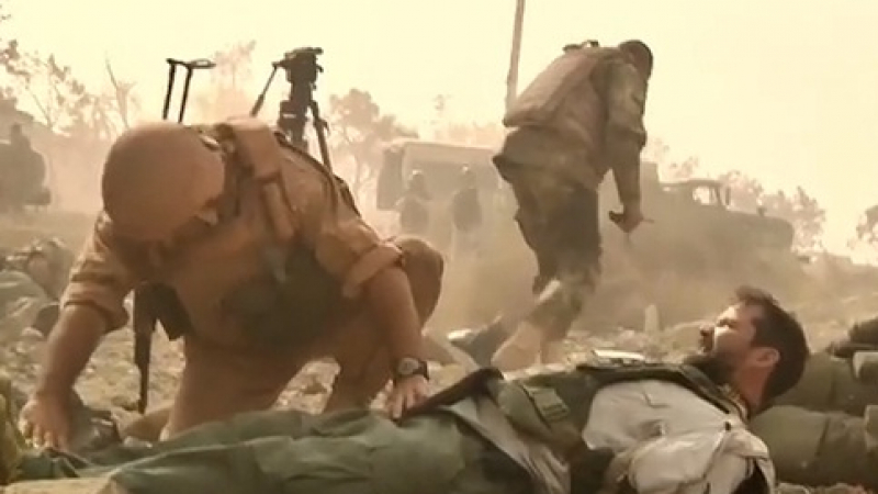 Появи се ужасяващо ВИДЕО 18+ от първите секунди след взрива в Сирия с ранени журналисти