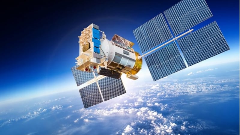 Европейската космическа агенция: Китайски сателит пада в България 