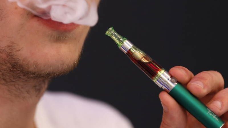 Проучване разби голям мит за ползата от електронните цигари