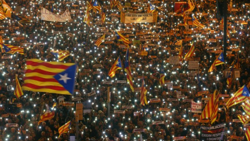 750 000 в Барселона: Свобода за лидерите на Каталуния!  