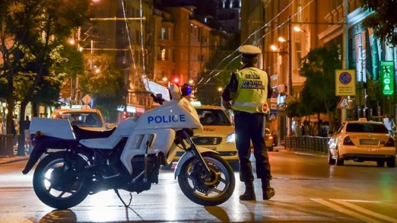 Голяма трагедия с полицай на мотор и БМВ в Перник 