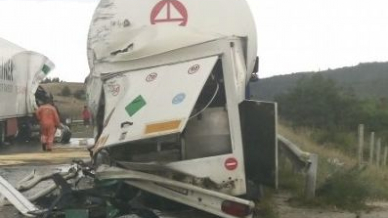 Шофьор на цистерна загина в Пловдивско