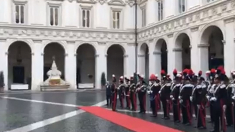 Първо в БЛИЦ! Борисов се пусна НА ЖИВО как го чакат на червения килим в Рим