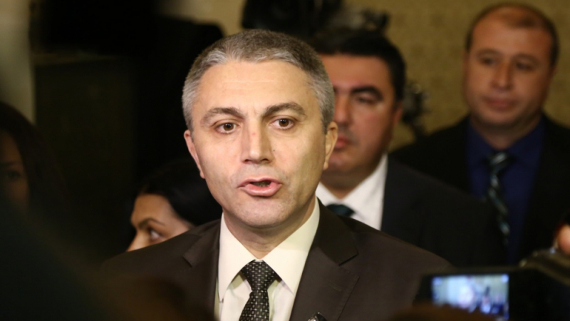 Искри прехвърчаха между ДПС и ВМРО заради евроинтеграцията на Западните Балкани 