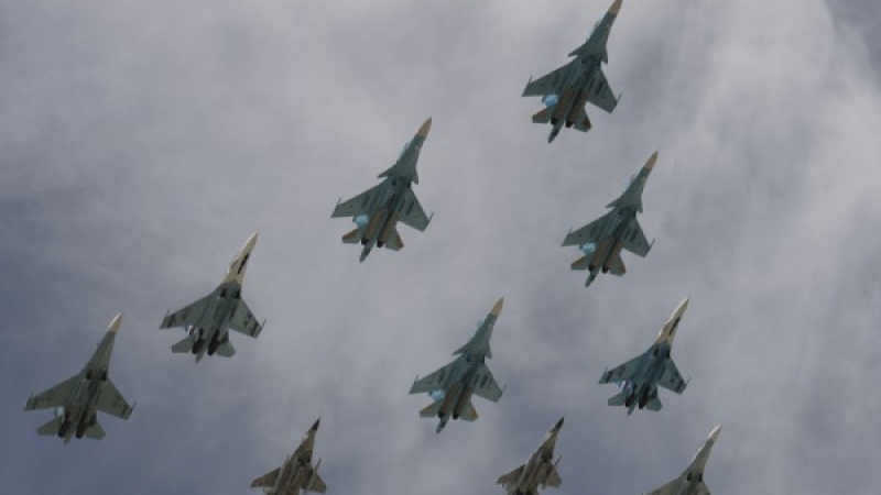 Руската авиация за последната седмица е унищожила повече от 1200 обекти на терористите в Сирия