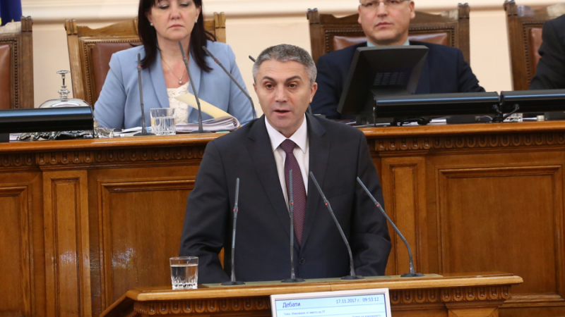 Мустафа Карадайъ: Ще наблюдаваме новия председател на НС 