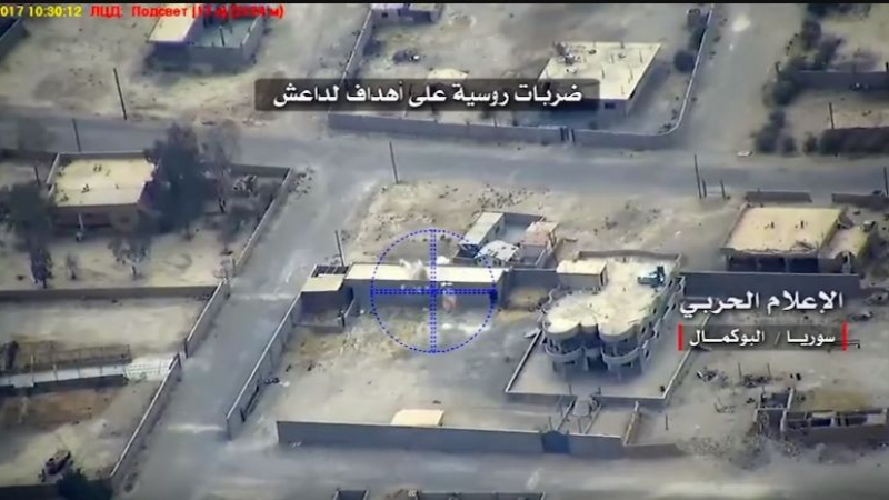 Зрелищно ВИДЕО: Руски дрон насочва с лазер снаряди, поразяващи джихадистите с убийствена точност в Сирия