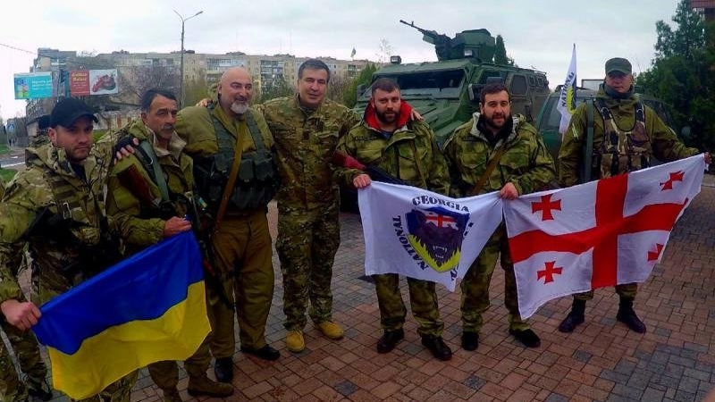 Масови бунтове в Украйна, наемници в Донбас подготвят преврат в Киев