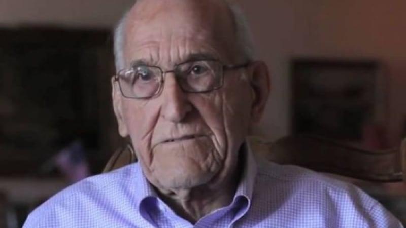 103-годишният кардиохирург д-р Елсуърт Уеърхам издаде тайната за дълъг живот