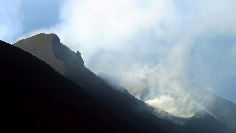 В Исландия с план за евакуация заради сеизмична активност до най-големия вулкан в страната