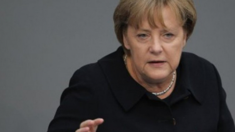 Меркел изключи нови избори като вариант за разрешаване на криза