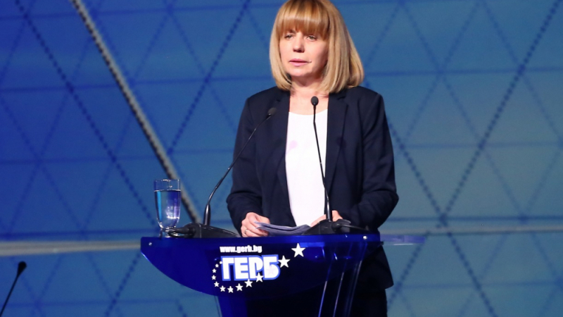 Фандъкова обяви голяма новина за столичния автотранспорт през 2019-а 