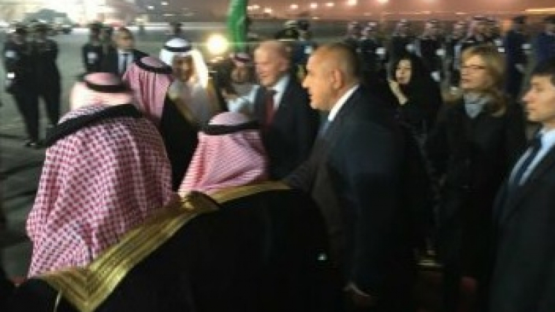 Историческият момент за Борисов и Царя започна в Саудитското кралство! Уникални СНИМКИ